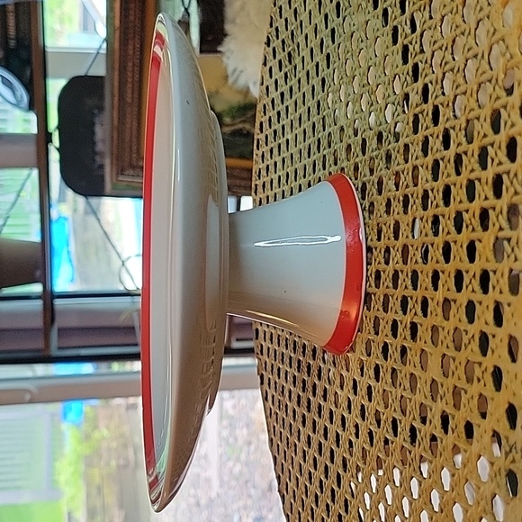 Cottagecore Strawberry Pedestal Plate - Picture 2 of 6